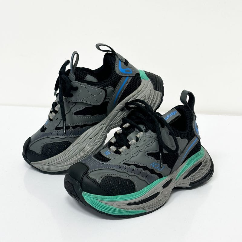 کتونی بچه گانه پسرانه خارجی